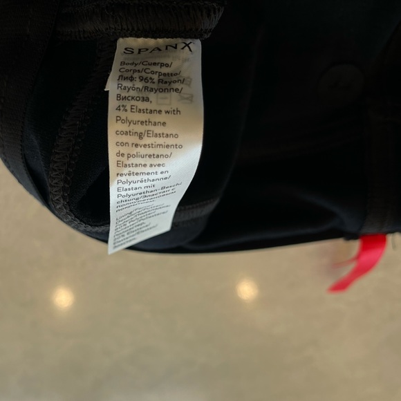 SPANX Faux Leather Ankle Skinny Pants in Black Size L - Picture 13 of 14